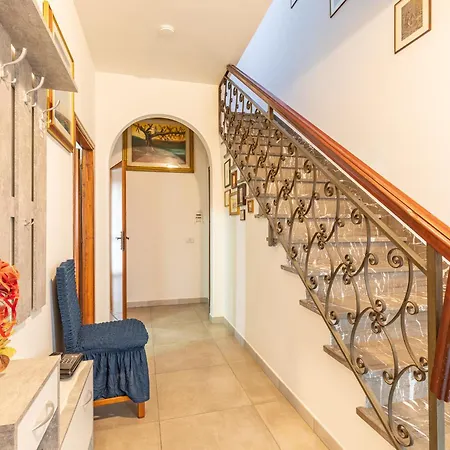 Holiday home House Giuliana