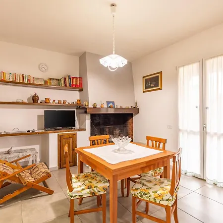 House Giuliana Holiday home *